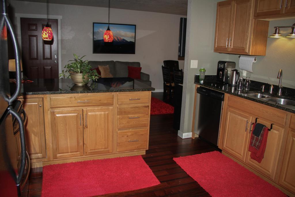The 8Th Street Retreat Villa Carbondale Bagian luar foto
