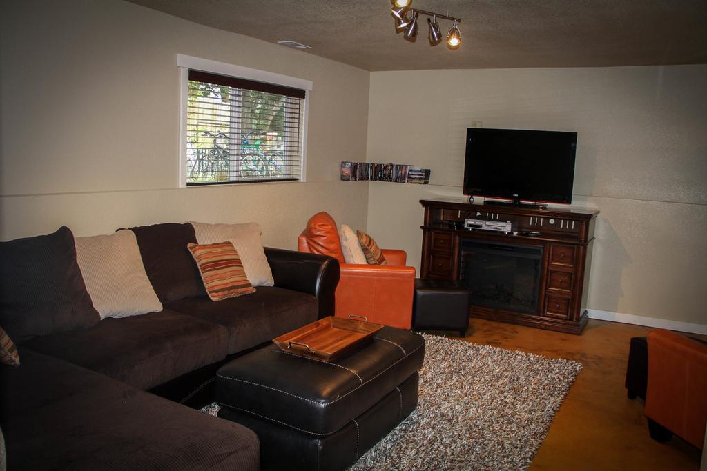 The 8Th Street Retreat Villa Carbondale Bagian luar foto